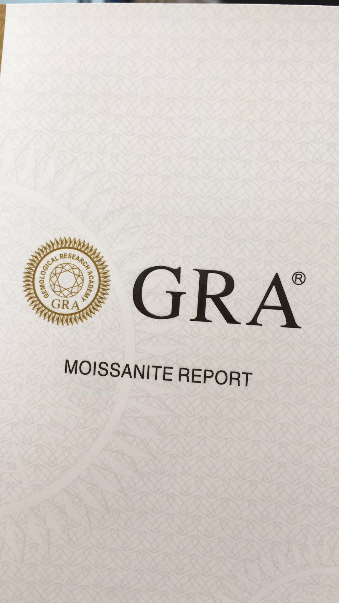 GRA证书是什么莫桑石证书